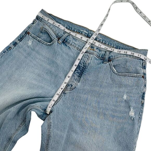 Old Navy high-rise slouchy straight jeans with patched knee detail size 14 - Picture 4 of 7